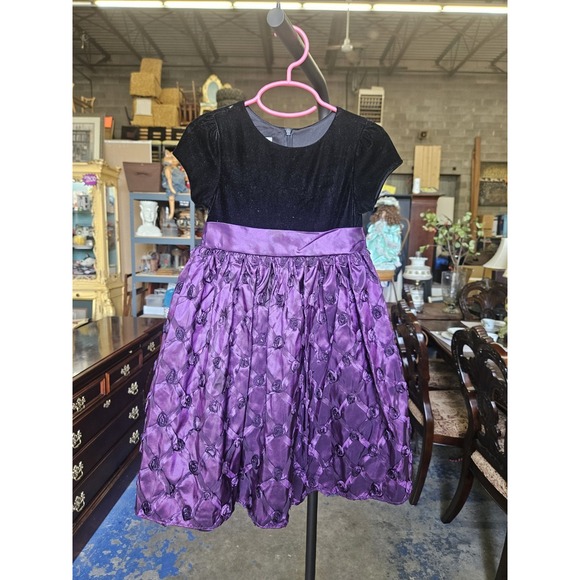 American Princess Other - American Princess Girls Dress Black Velvet Purple Rose Swirl Size 4T Zip Flower